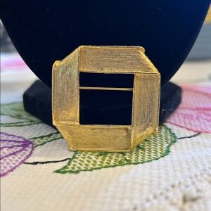 Vintage Vans, gold tone brooch